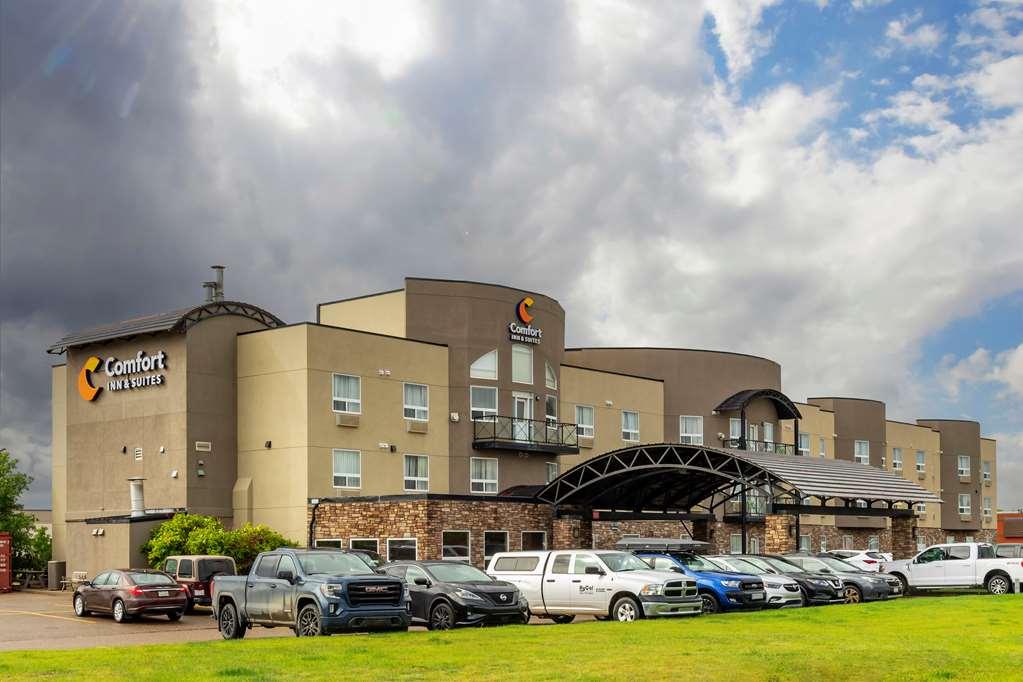 Comfort Inn & Suites Медисин Хет Екстериор снимка